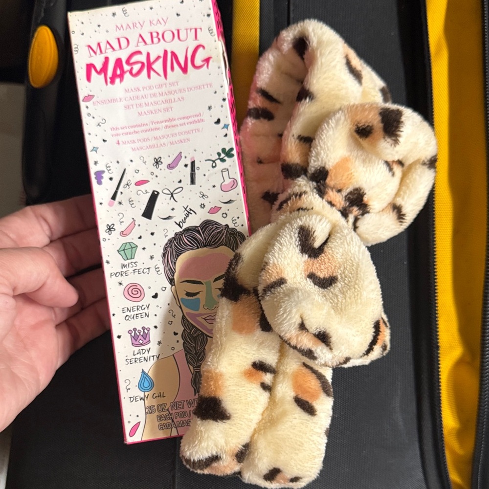 Mary Kay Kids Leopard Hairband